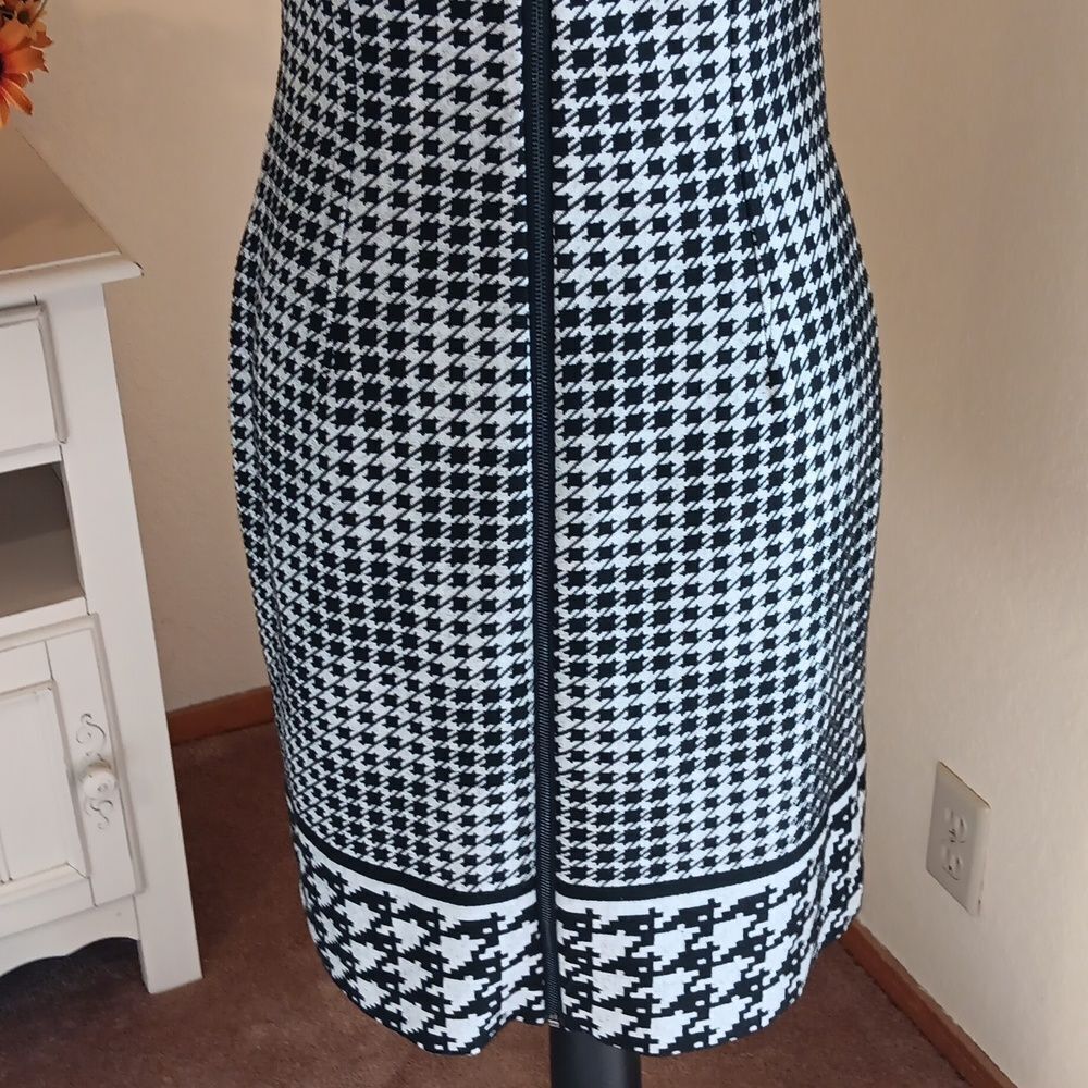 Jessica Simpson Black And White Houndstooth Check Dress . Career. Professional. - Picture 7 of 13